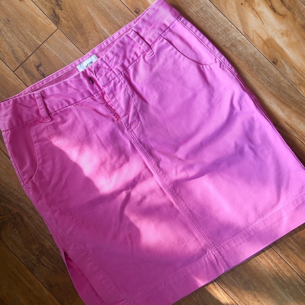 Mini adorable pink skirt!! 🌸🎀💖💅🏻